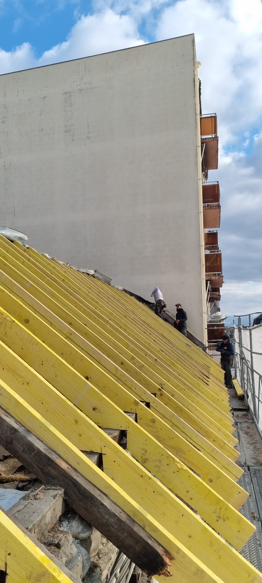 WhatsApp Image 2025-09-30 at 19.15.51